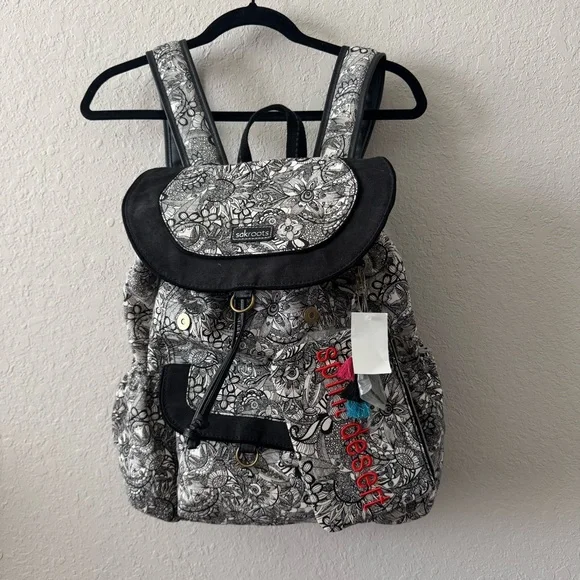 Sakroots | Bags | Nwt Sakroots Black And White Floral  display picture 3